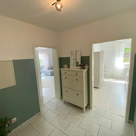 Zum Nussbaum - Landhausstil & Moseltalblick Apartman