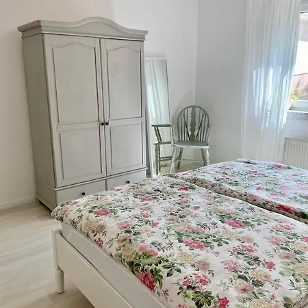 Apartman Zum Nussbaum - Landhausstil & Moseltalblick Traben-Trarbach