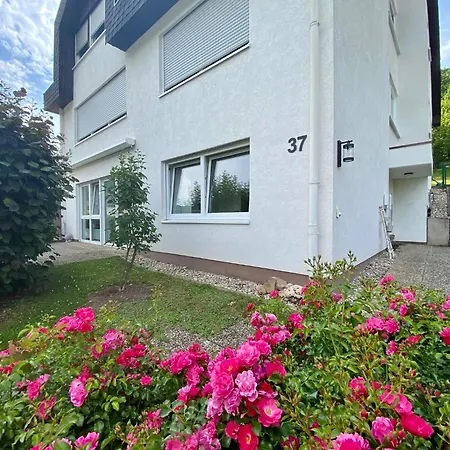 Neu: Zum Nussbaum - Landhausstil & Moseltalblick Apartment Traben-Trarbach